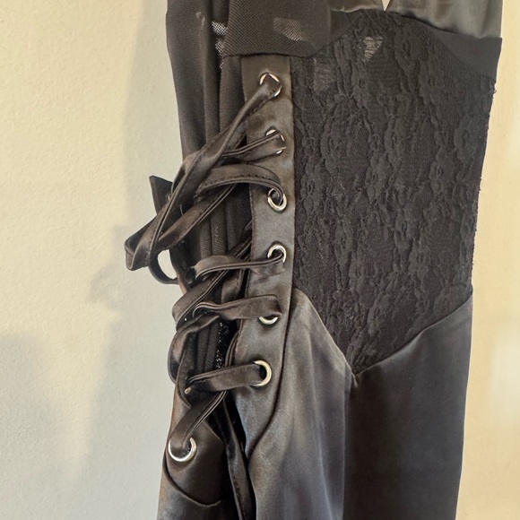 Chic Black Lace-Up Dress - Picture 6 of 8